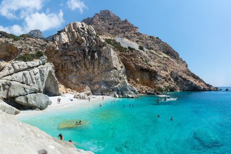 How to Stay Healthy While Traveling