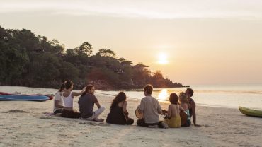 Phá bỏ quy tắc cũ và tăng cường kết nối