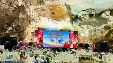 Hang động vịnh Bái Tử Long ‘biến hình’ thành nhà hàng